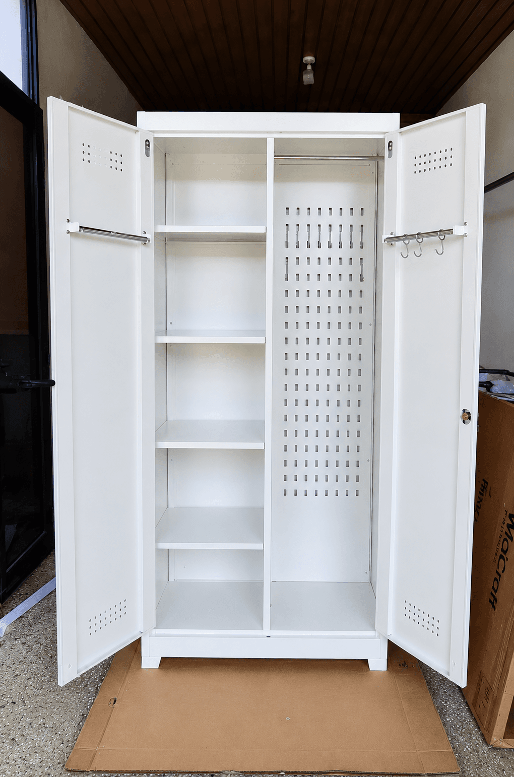 Multi-Purpose Wardrobe — photo 2